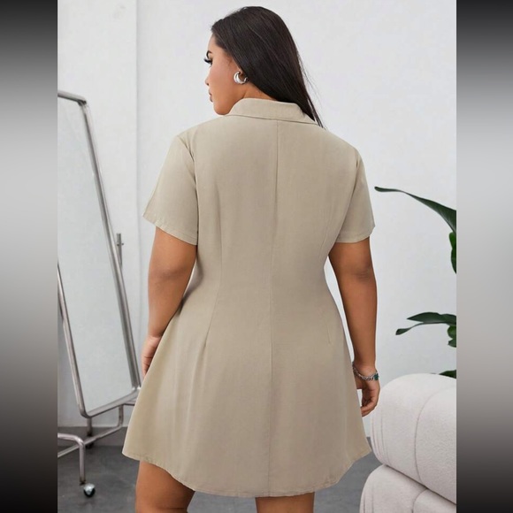 Button Front Dress - Picture 2 of 2